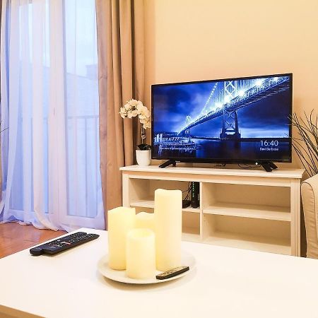 Filinhome Papa Suite 3 Novi Sad Luaran gambar