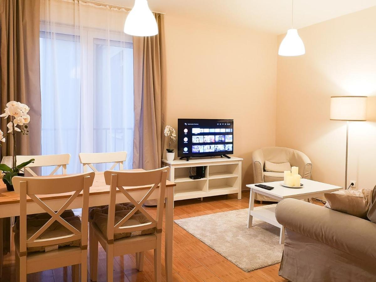 Filinhome Papa Suite 3 Novi Sad Luaran gambar