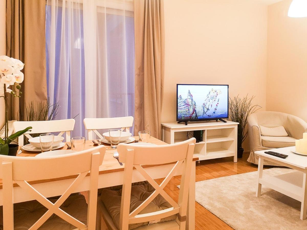 Filinhome Papa Suite 3 Novi Sad Luaran gambar